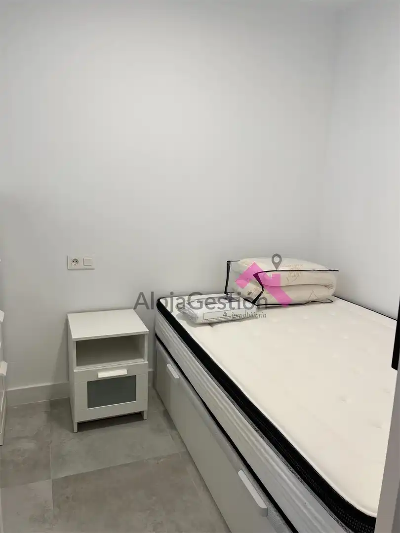 Apartamento de alquiler en Calle Cartas, Centro Ciudad
