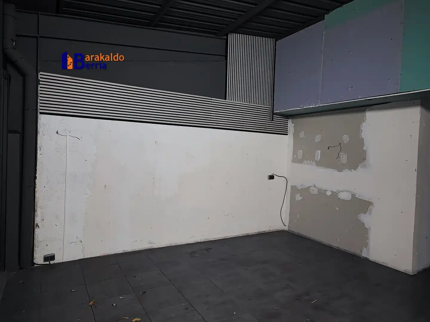 Nave industrial en venta en Valle de Trápaga-Trapagaran