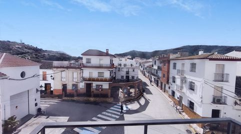 Gran casa de Pueblo  de tres Plantas Terraza 360º