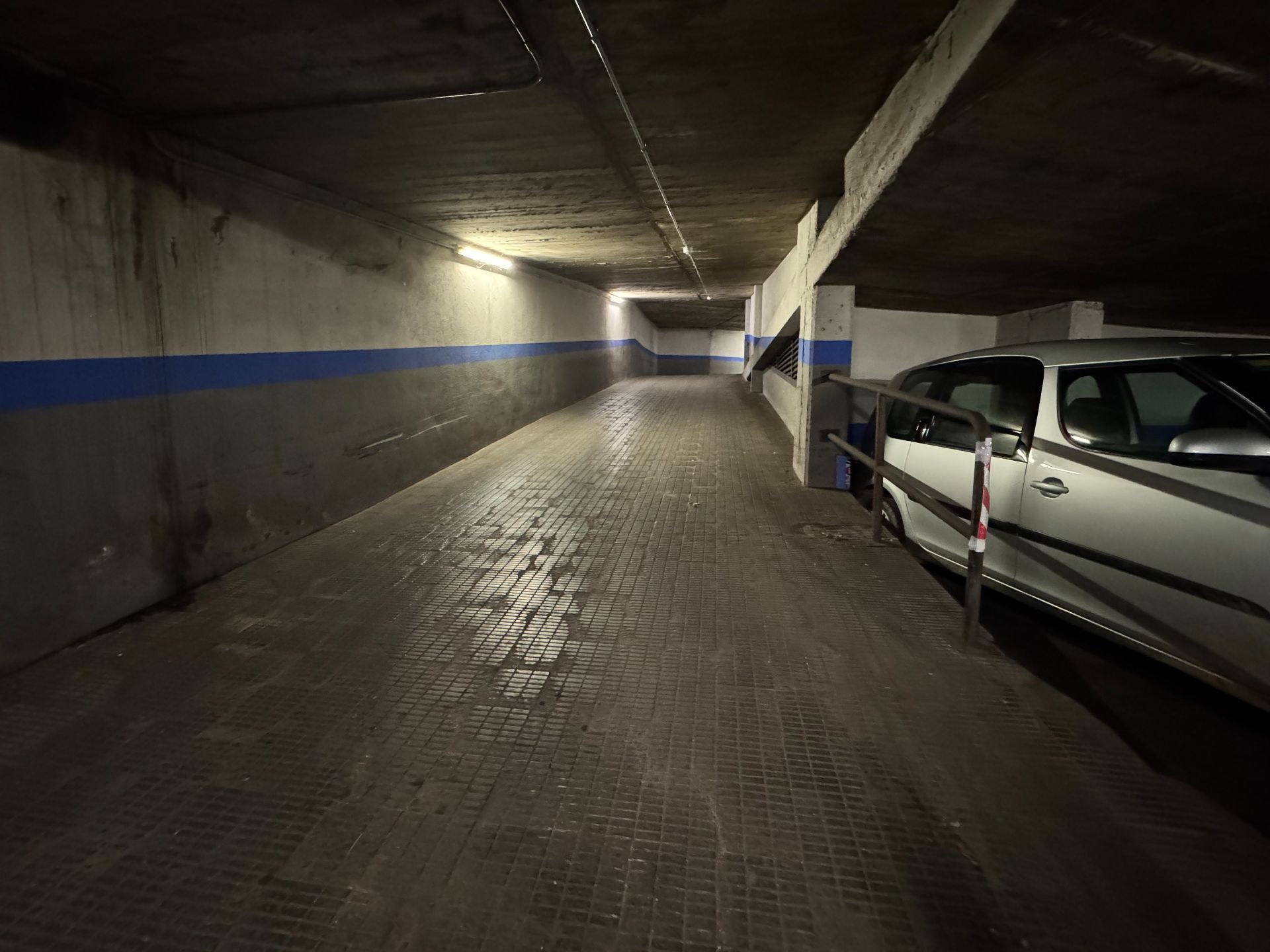 Aparcament de Garatge en venda en Girona Capital