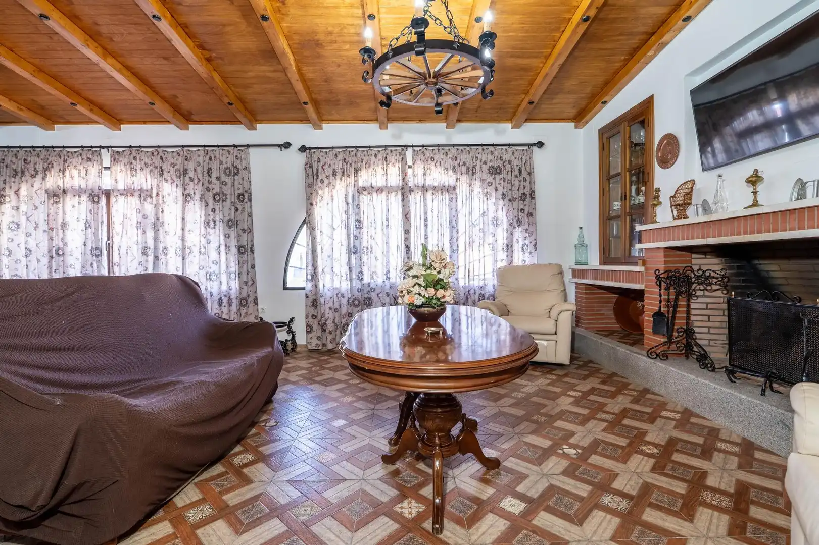 Sala de estar de Casa o chalet en venta en El Garrobo con Aire acondicionado, Calefacción y Jardín privado