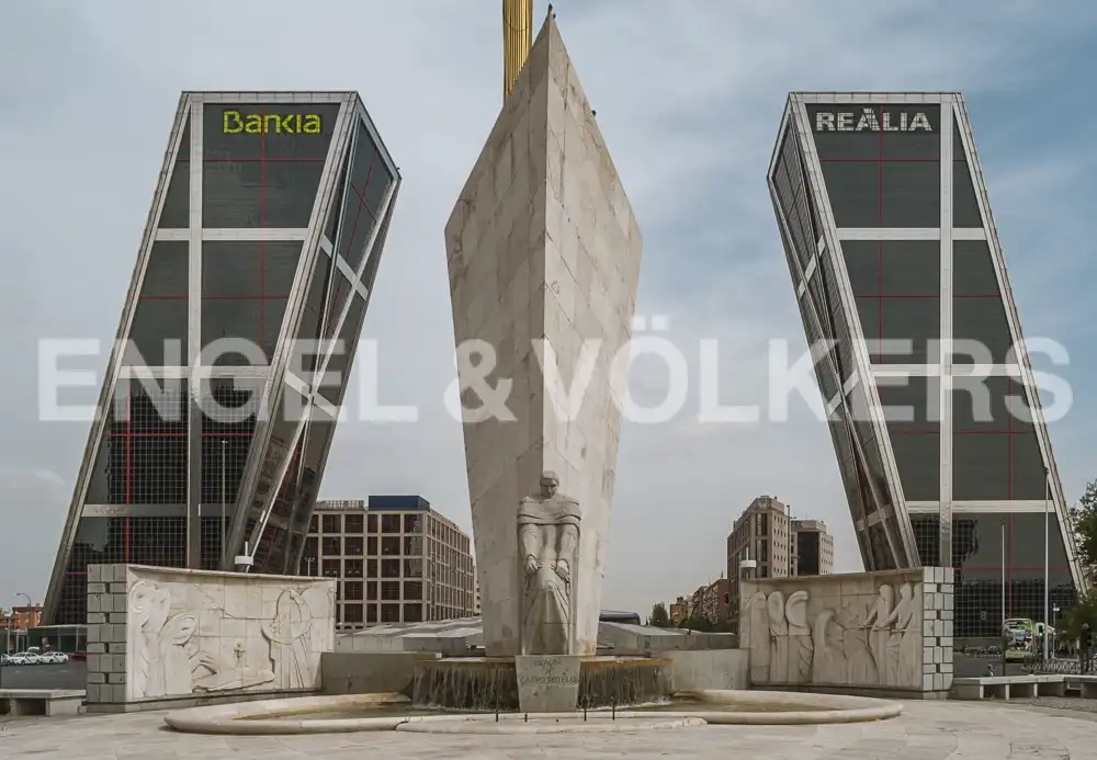 Vista exterior de Planta baixa de lloguer en Madrid amb Aire condicionat, Calefacció i Moblat
