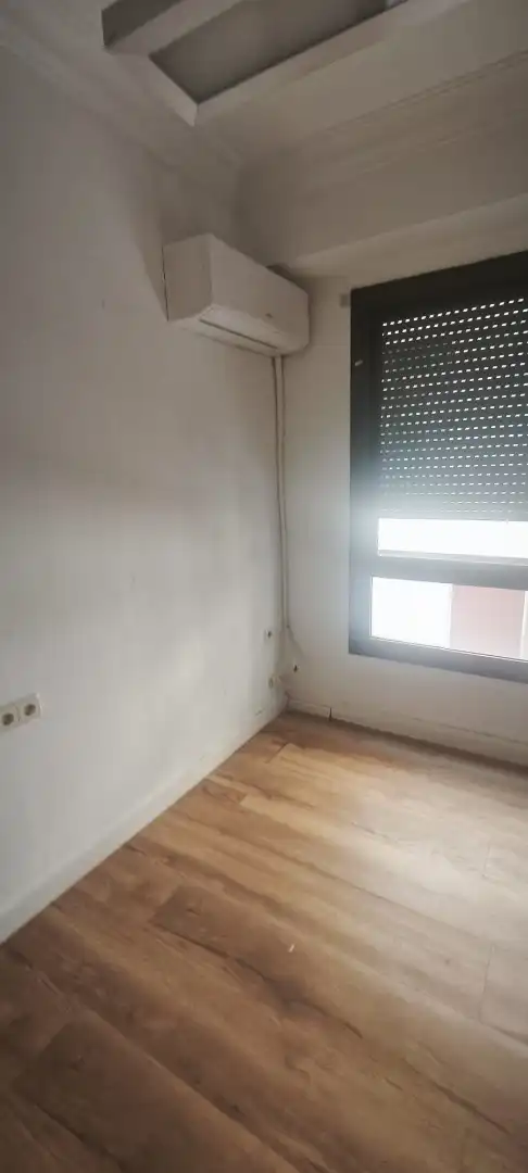 Habitación de Piso en venta en Castellón de la Plana / Castelló de la Plana con Aire acondicionado, Calefacción y Trastero