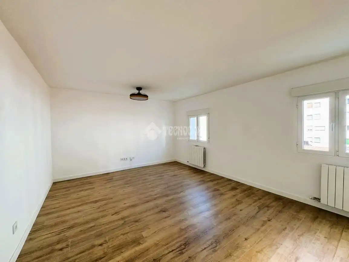 Sala de estar de Piso en venta en Zaragoza