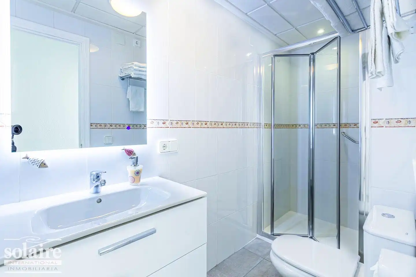 Bathroom of Apartments for rent in Altea  with Air Conditioner and Furnished