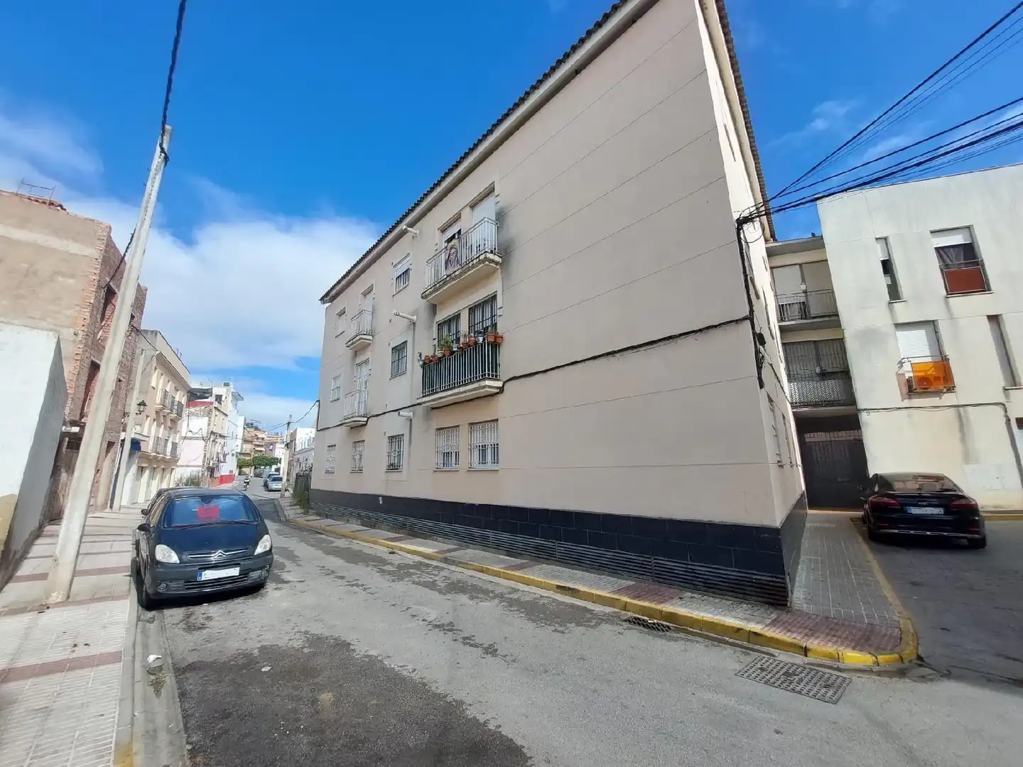 Vista exterior de Piso en venta en La Algaba