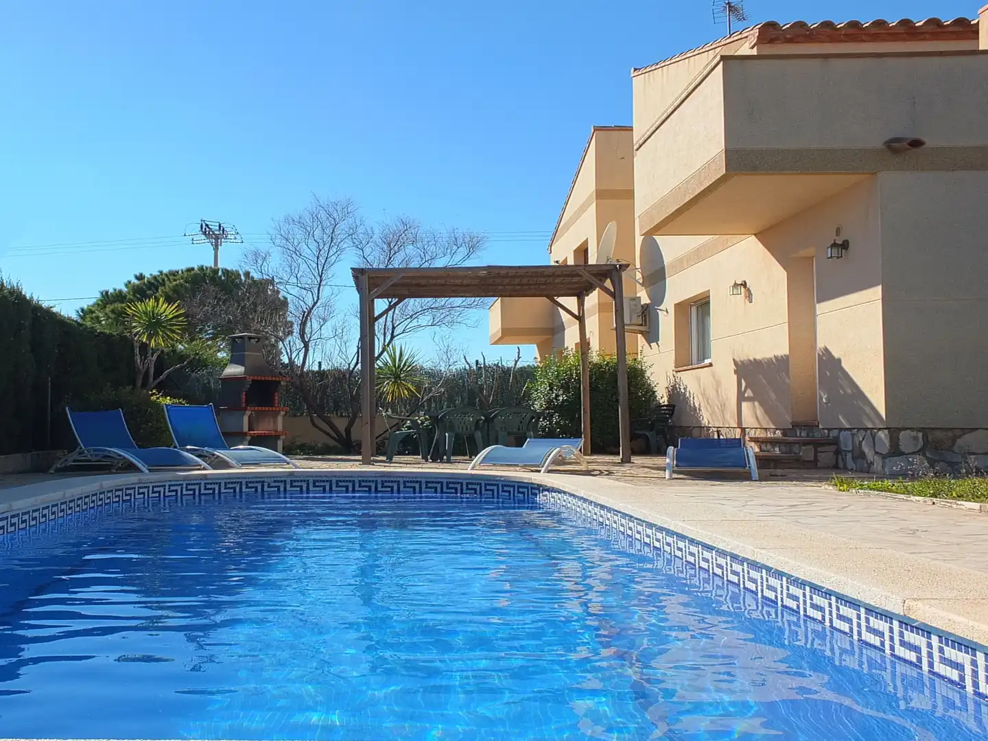 Villa mit Terrasse zum Verkauf in Carrer Catalunya 763