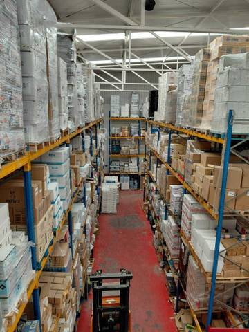 Nave industrial en Alquiler en Distrito Zeta - Recinto Ferial Cortijo de Torres