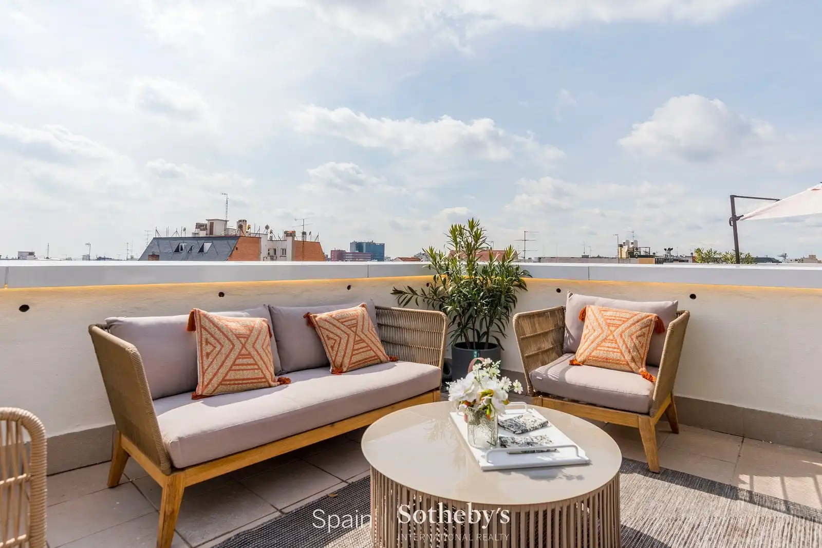 Wohnungen zum Verkauf in Calle de García de Paredes, Trafalgar