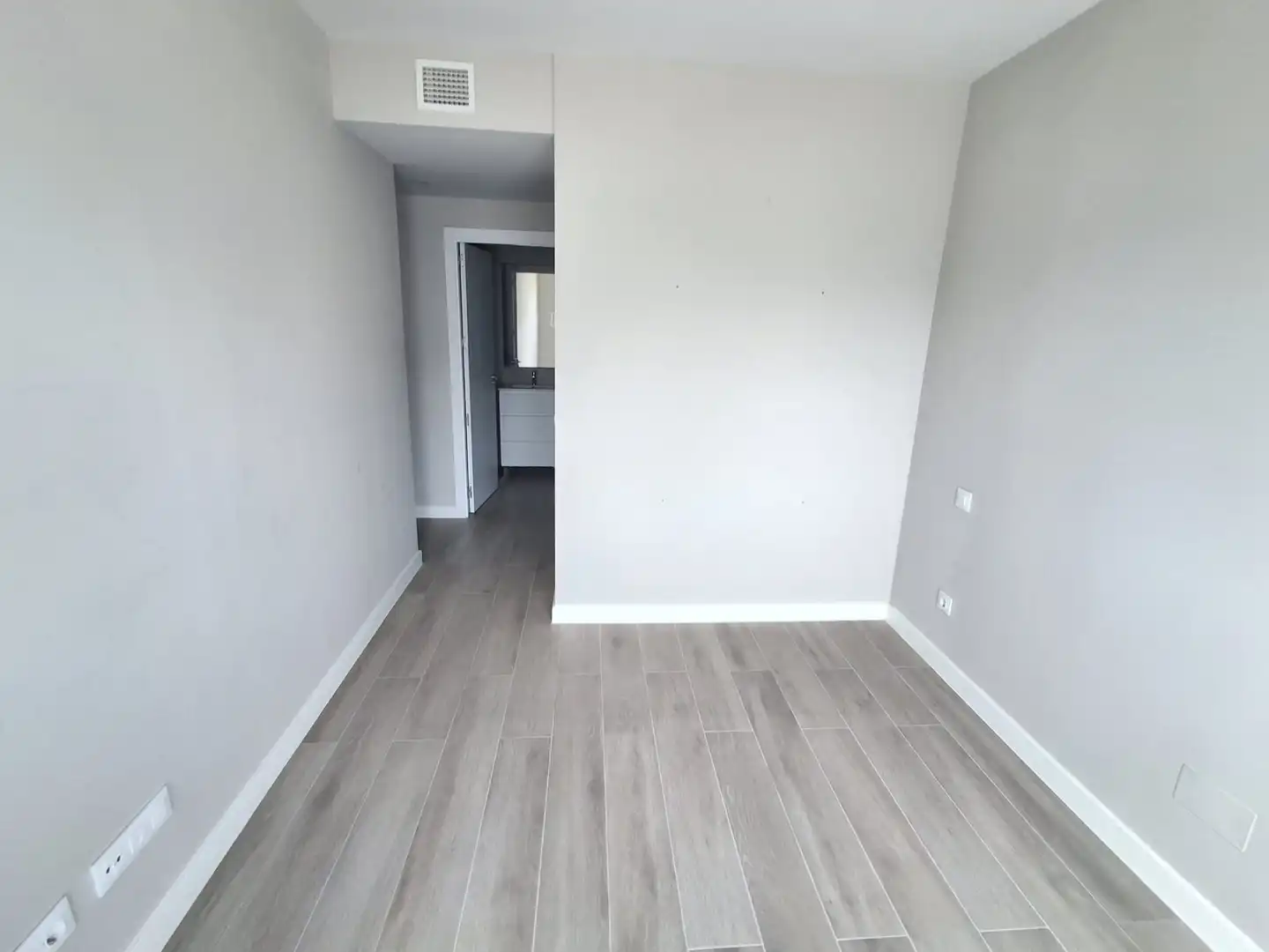 Schlafzimmer von Wohnung zur Miete in Tres Cantos mit Heizung, Terrasse und Abstellraum