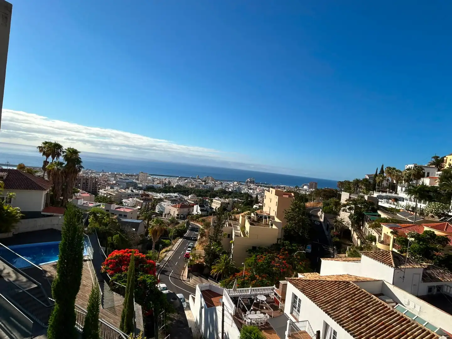 Außenansicht von Wohnung zum Verkauf in Santa Cruz de Tenerife mit Privatgarten, Terrasse und Abstellraum