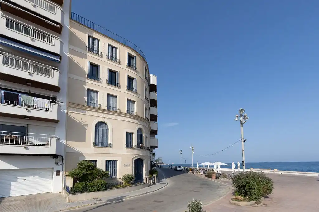 Vista exterior de Pis en venda en Sant Pol de Mar amb Aire condicionat, Calefacció i Terrassa