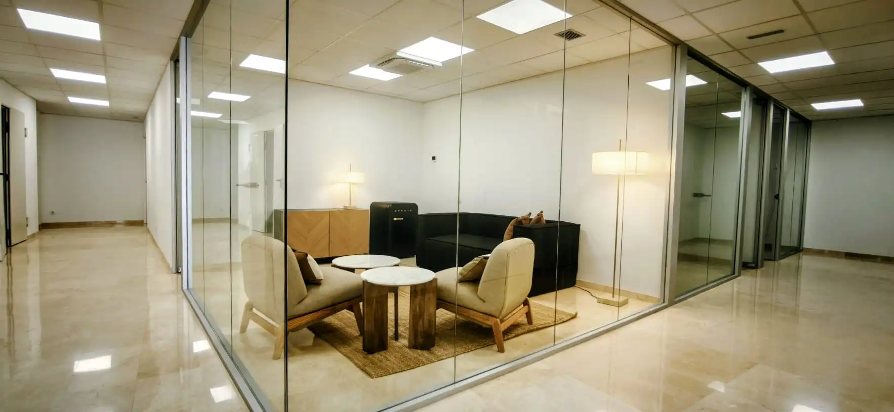 Büro zur Miete in Barcelona mit Klimaanlage, Heizung und Möbliert
