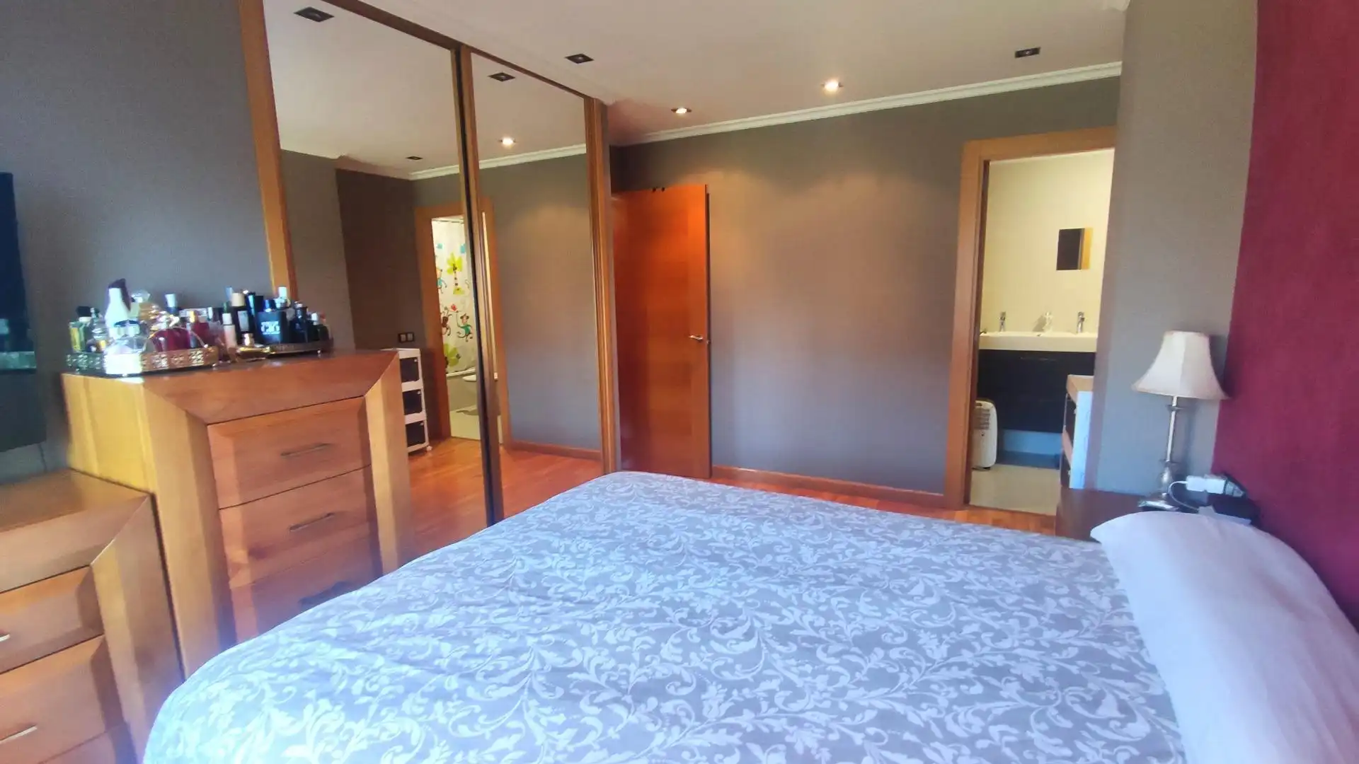 Habitación de Piso en venta en Gijón  con Calefacción y Trastero