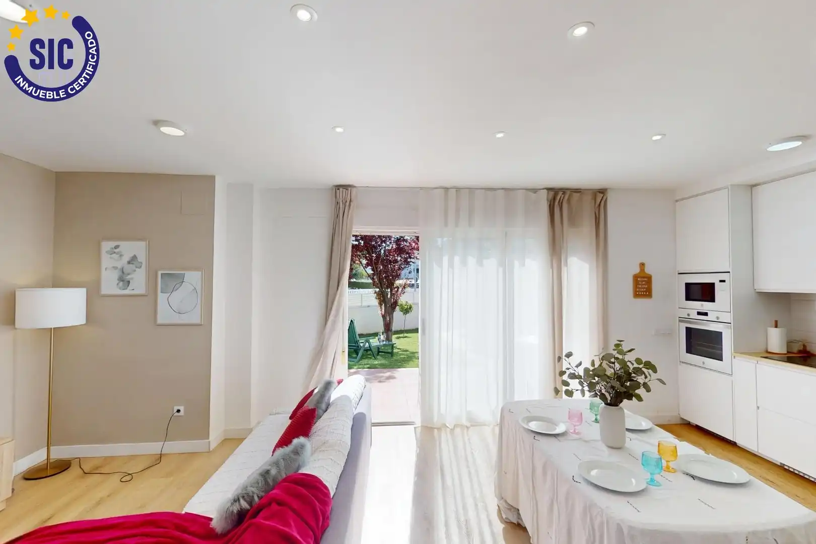 Dormitori de Casa o xalet en venda en Benicasim / Benicàssim amb Aire condicionat, Jardí privat i Parquet
