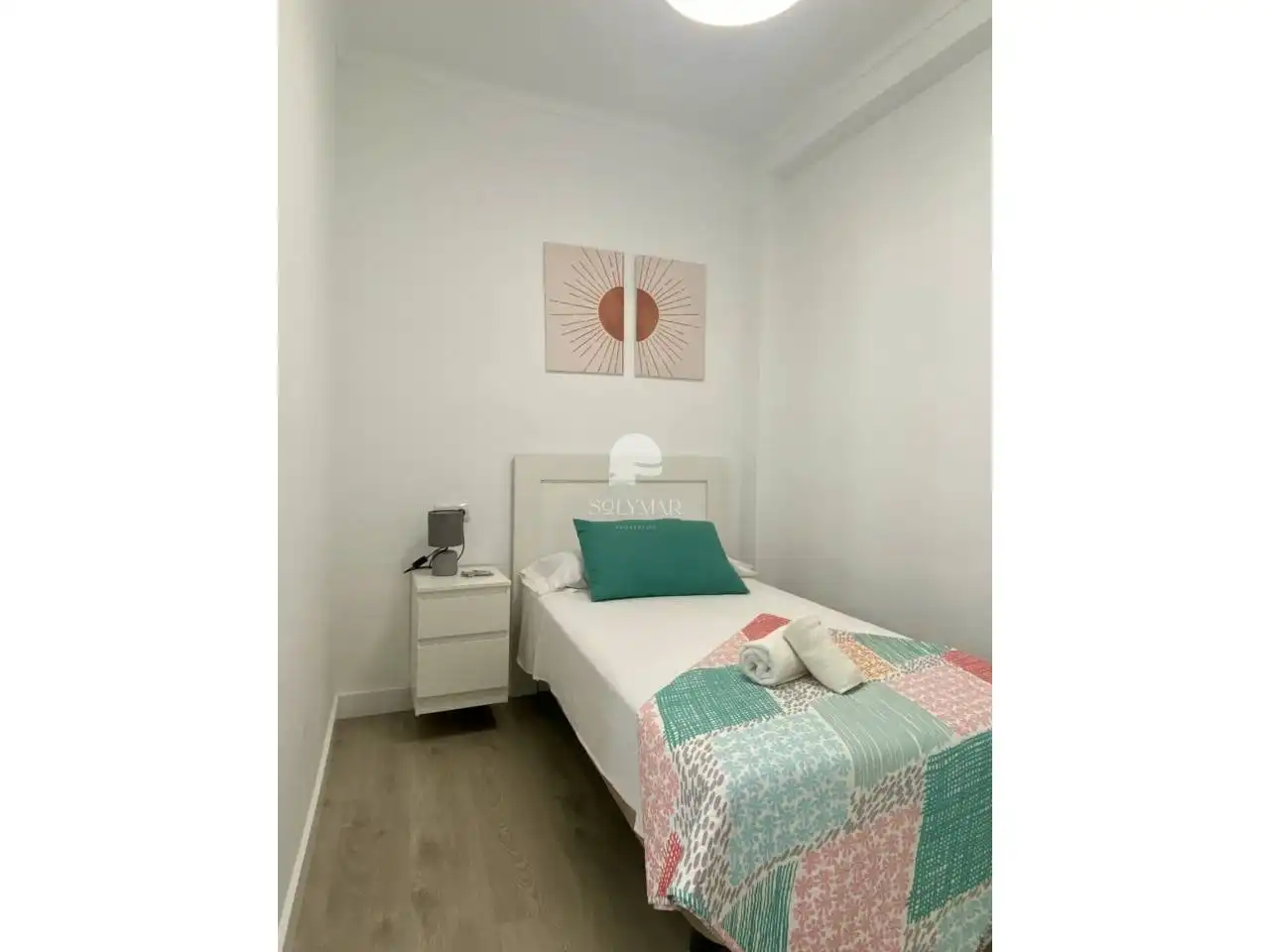 Dormitori de Casa adosada de lloguer en Vélez-Málaga amb Aire condicionat, Terrassa i Moblat