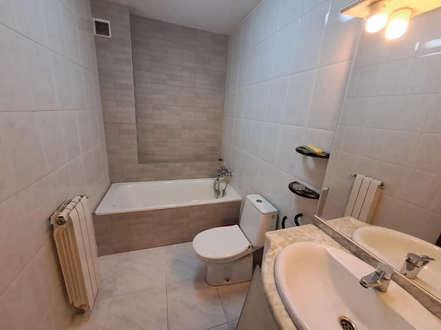Baño de Casa o chalet en venta en Sabadell con Aire acondicionado, Calefacción y Terraza