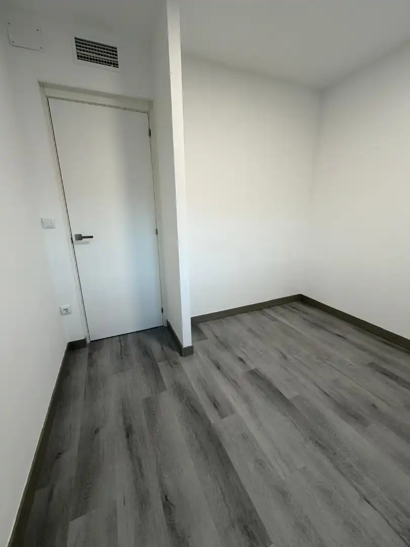Flat for sale in Palencia  with Air Conditioner, Heating and Parquet flooring
