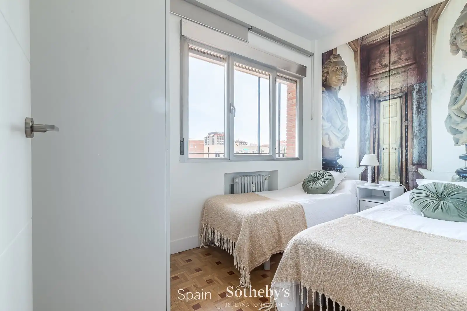 Habitación de Apartamento en venta en Madrid