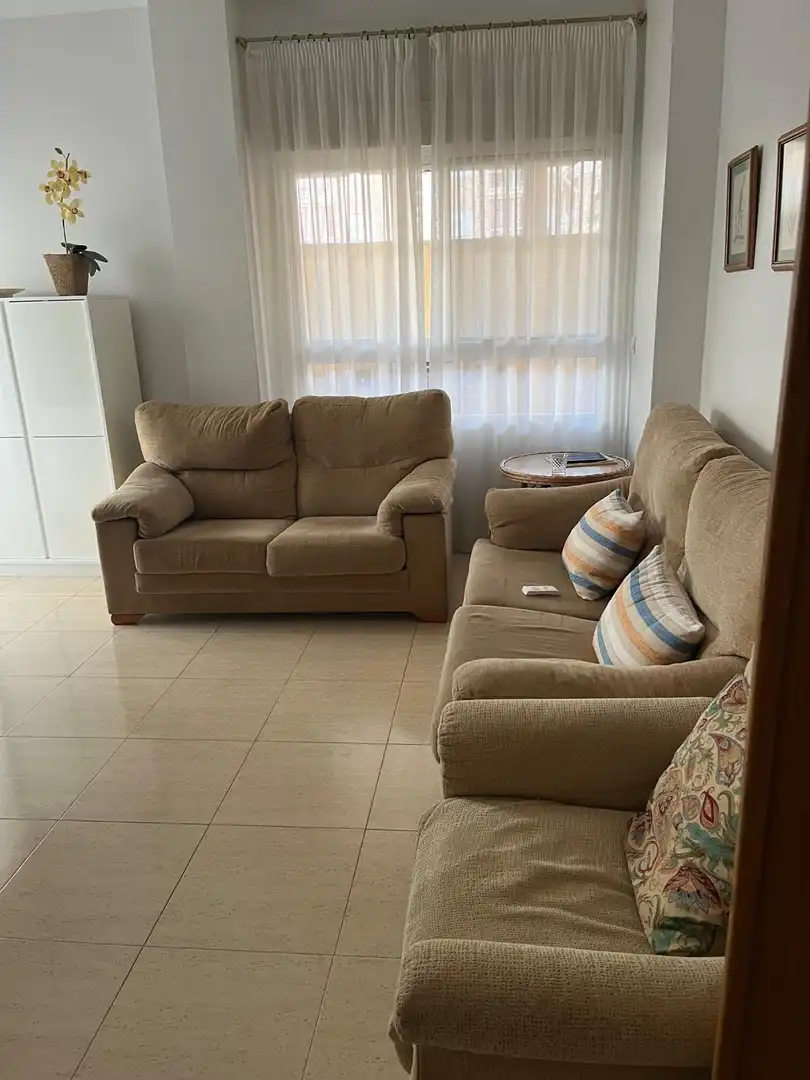 Sala de estar de Casa o chalet en venta en Águilas con Aire acondicionado, Jardín privado y Terraza