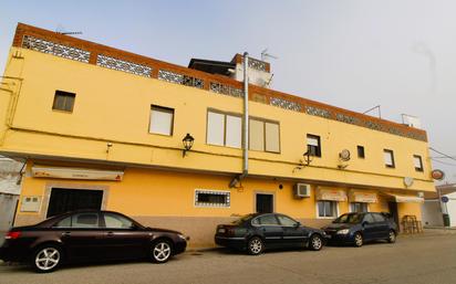 Exterior view of Flat for sale in Badajoz Capital  with Private garden and Terrace