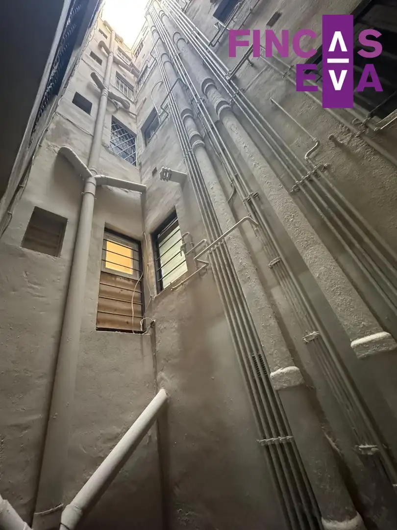 Exterior view of Flat for sale in Barcelona  with Balcony