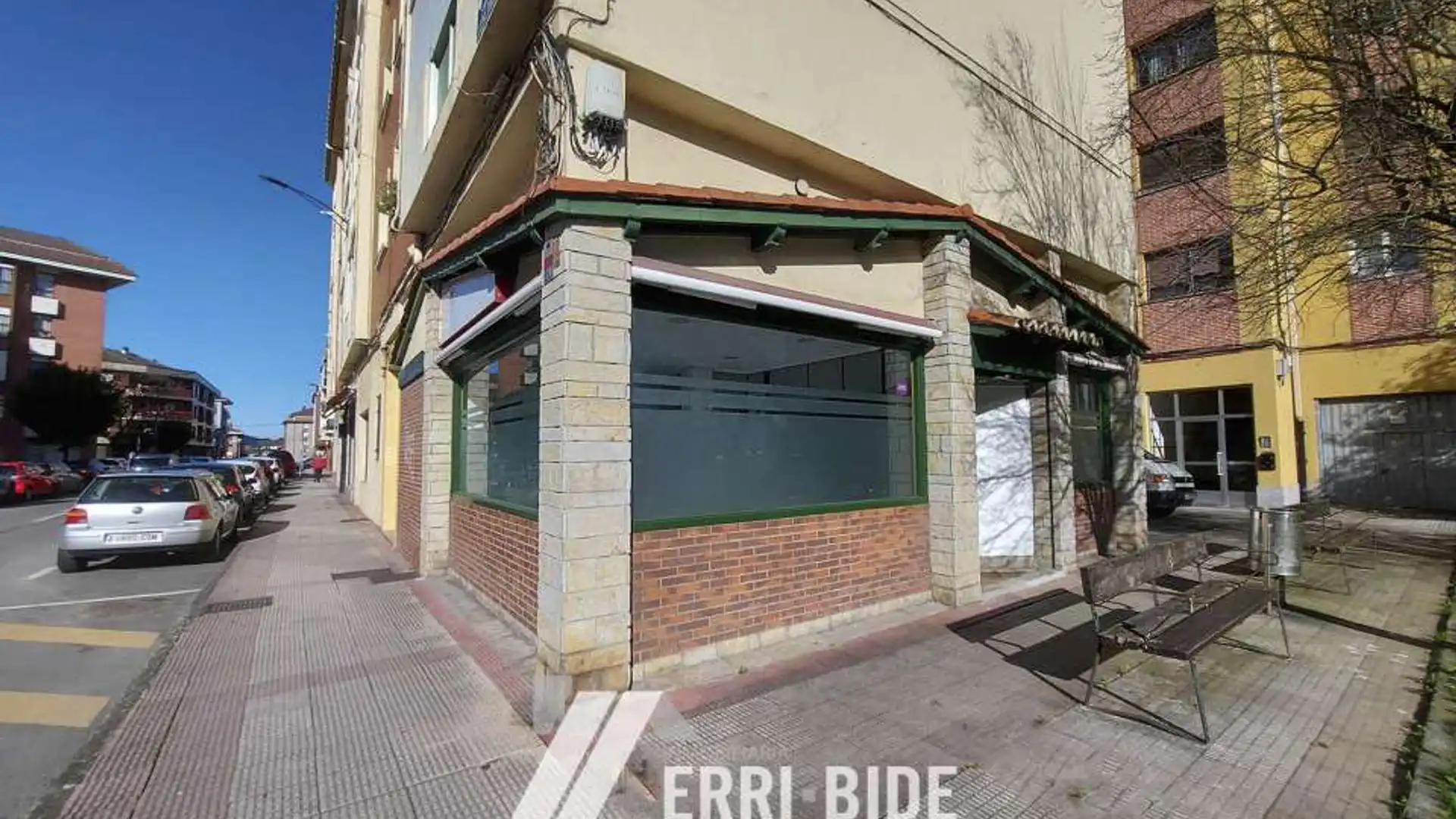 Vista exterior de Local de alquiler en Mungia con Aire acondicionado