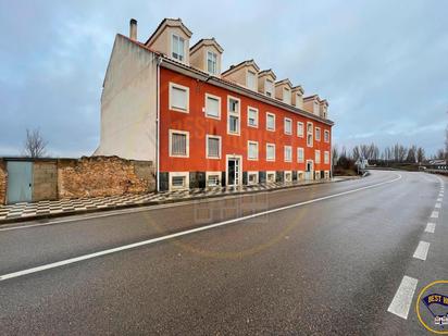 Vista exterior de Pis en venda en Chillarón de Cuenca amb Calefacció, Terrassa i Traster