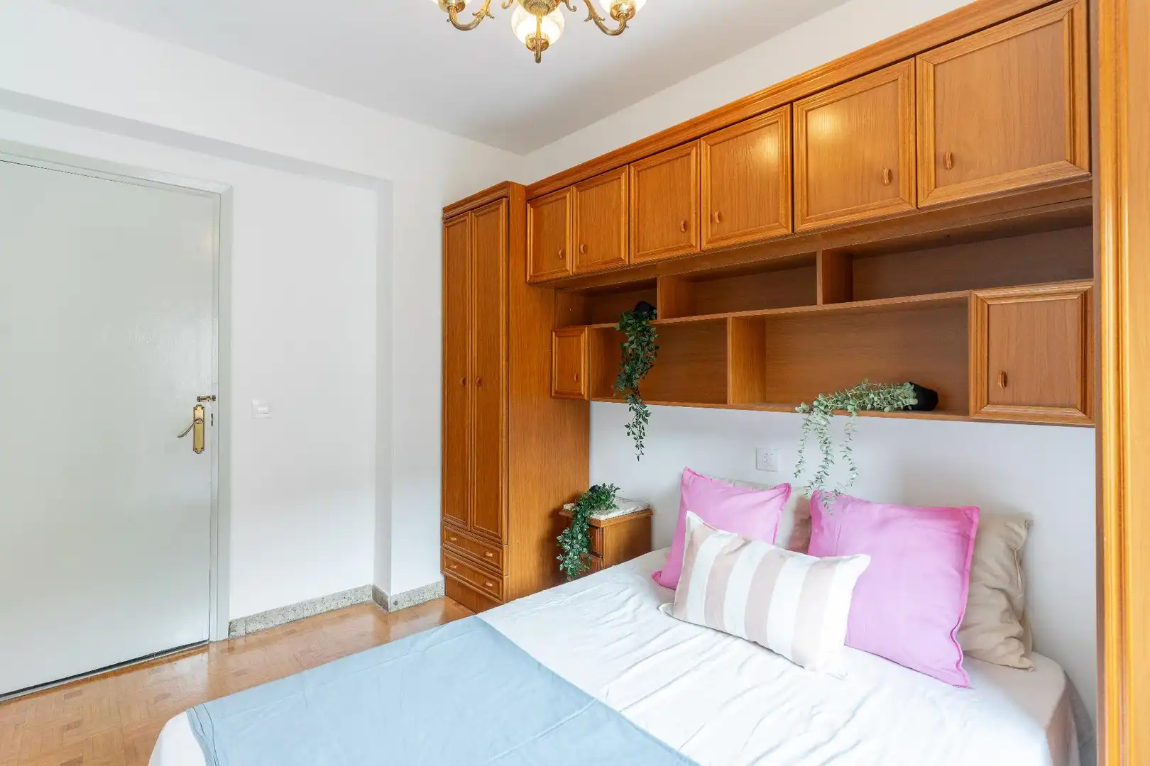 Bedroom of Flat for sale in Aller  with Terrace, Storage room and Furnished