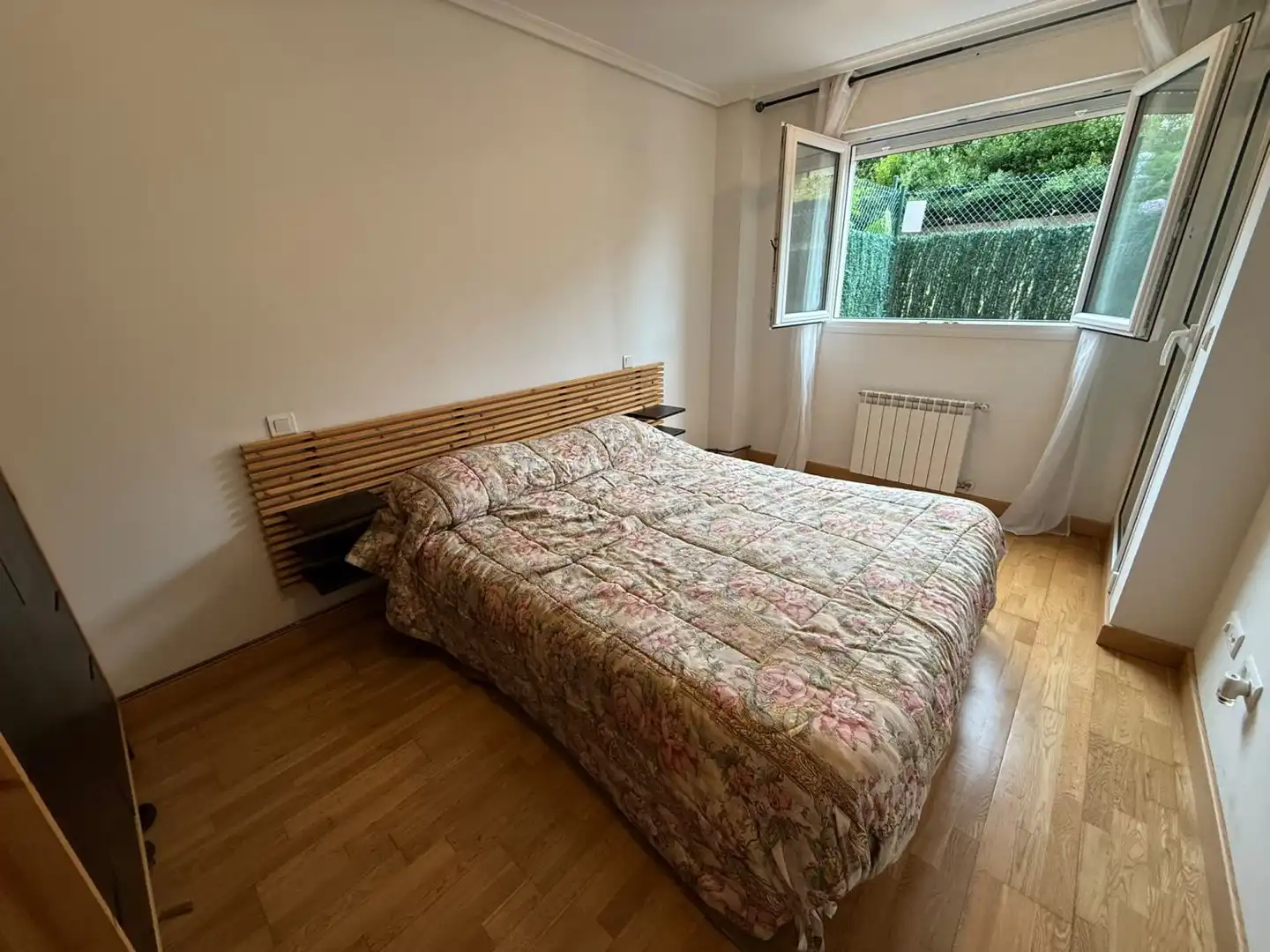 Habitación de Piso en venta en Hazas de Cesto con Calefacción, Terraza y Piscina comunitaria
