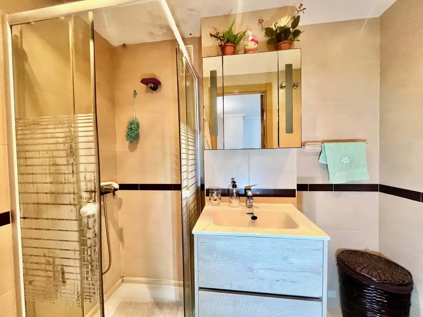 Bathroom of Flat for sale in Oropesa del Mar / Orpesa  with Air Conditioner, Heating and Terrace