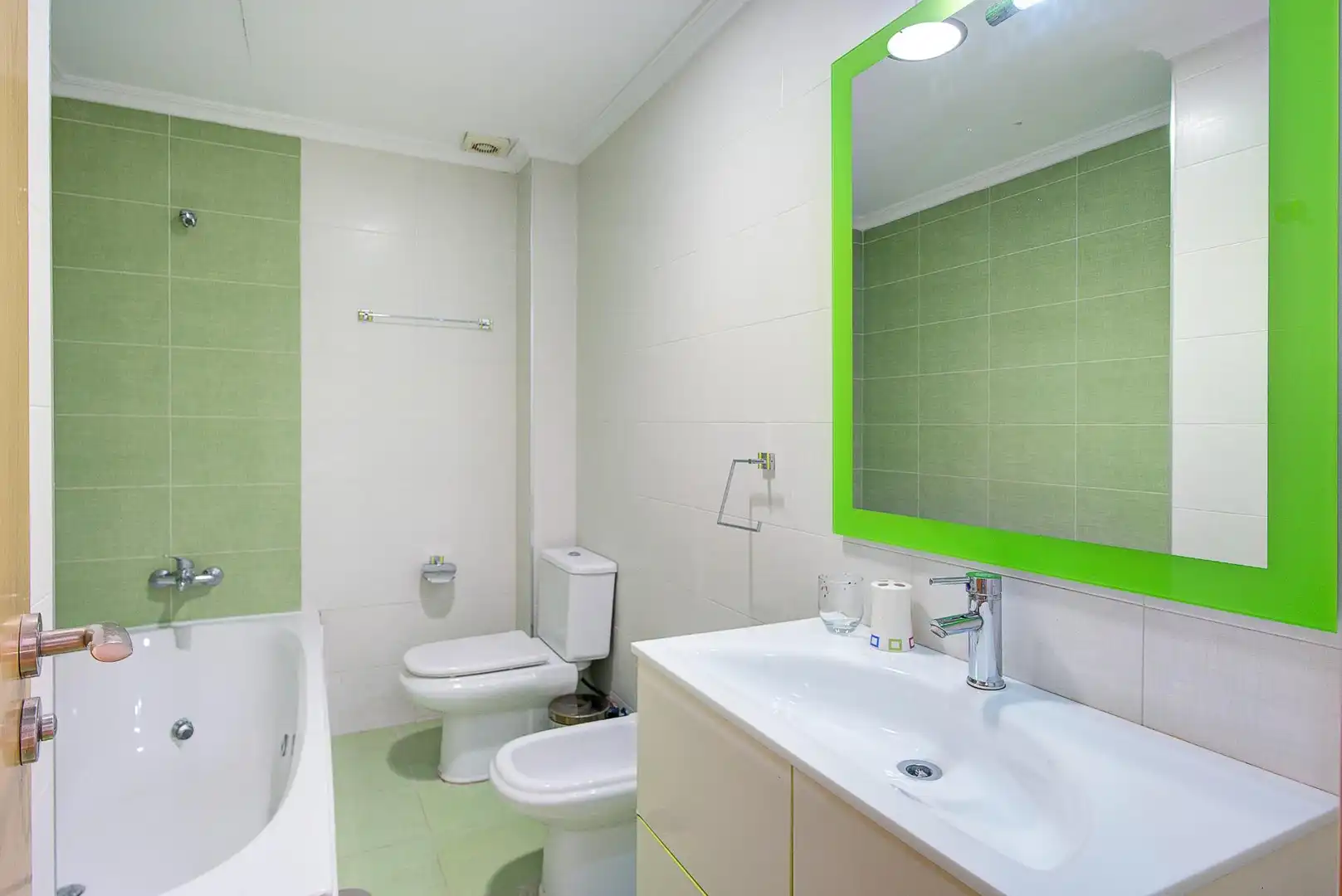 Bathroom of Detached homes for sale in Atarfe  with Heating, Terrace and Storage room
