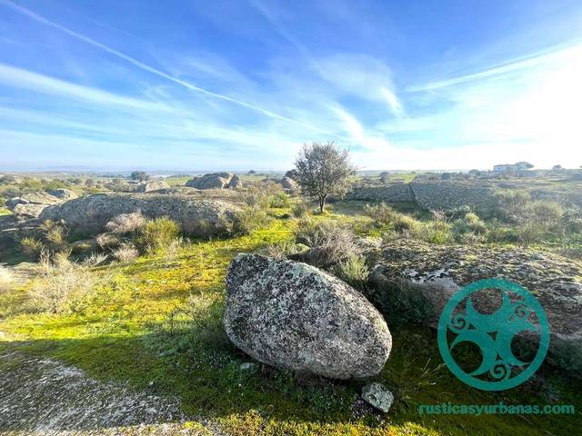 Terreno en Venta en N/A, -1 en Casar de Cáceres
