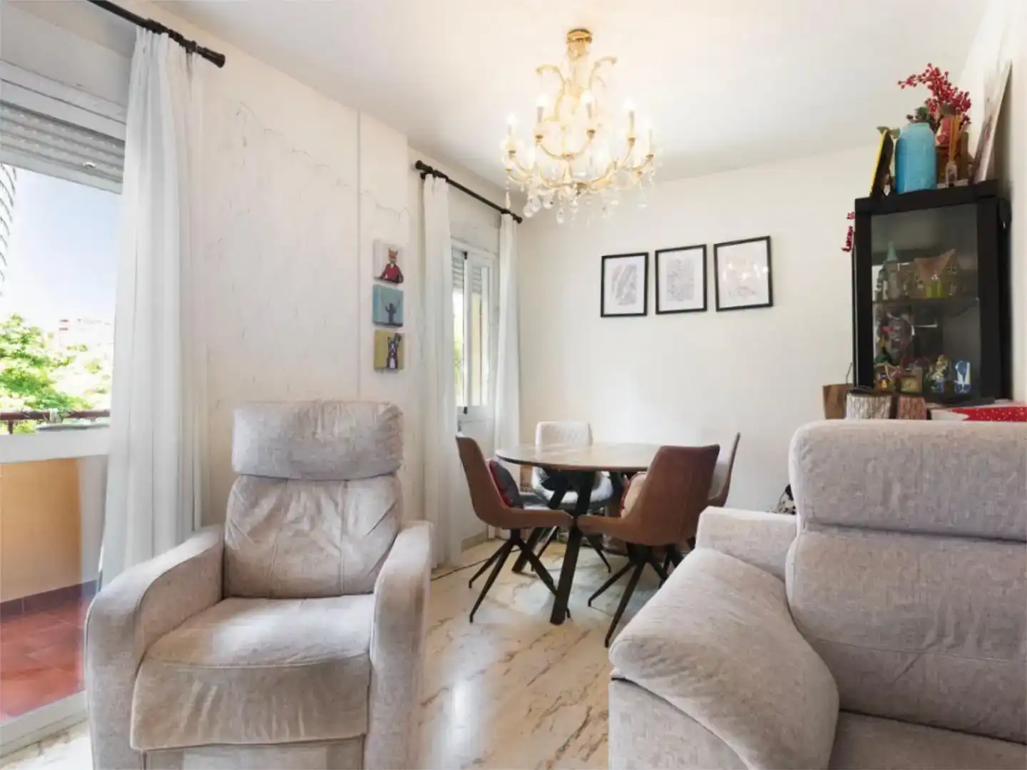 Comedor de Piso en venta en Málaga con Aire acondicionado, Piscina y Amueblado