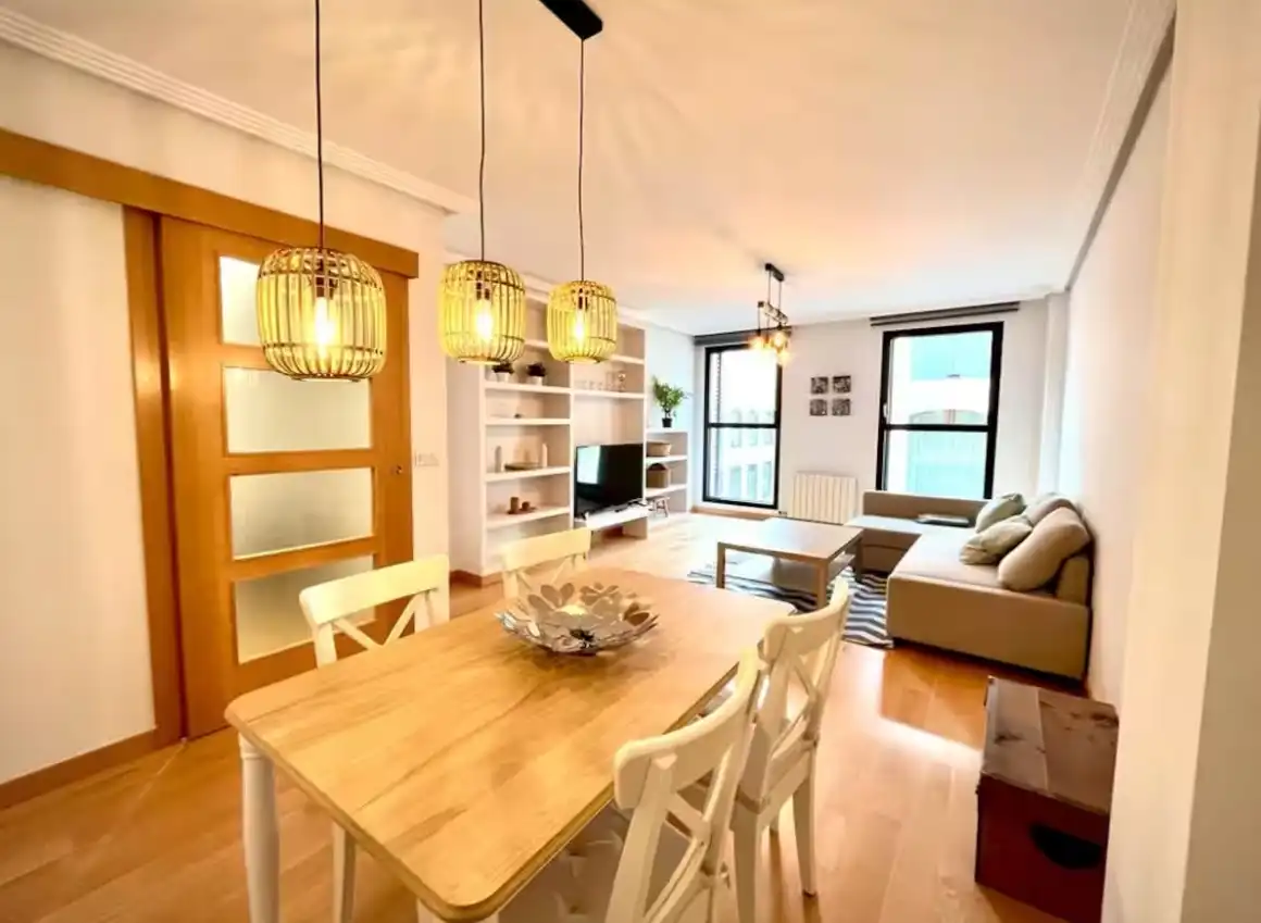 Apartamento de alquiler en Pasaje Vicente Lampérez, 3, Villa Pilar