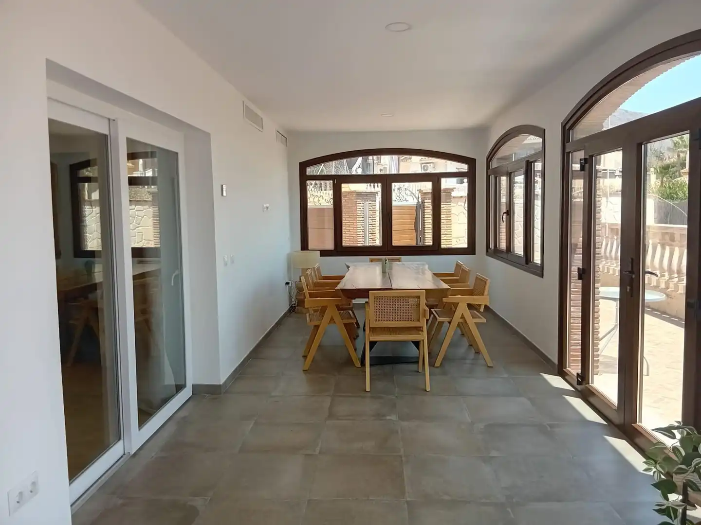 Menjador de Casa o xalet en venda en Benalmádena amb Aire condicionat, Jardí privat i Terrassa