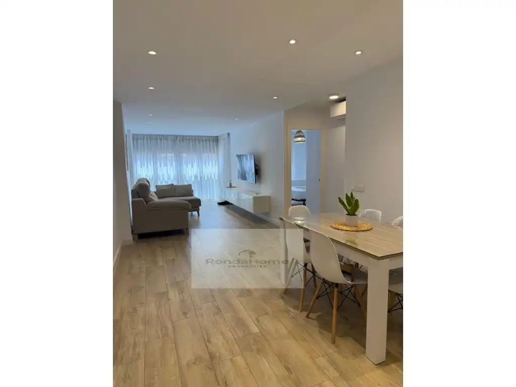 Wohnung zur Miete in Calle Camilo Jose Cela, Puerto Deportivo