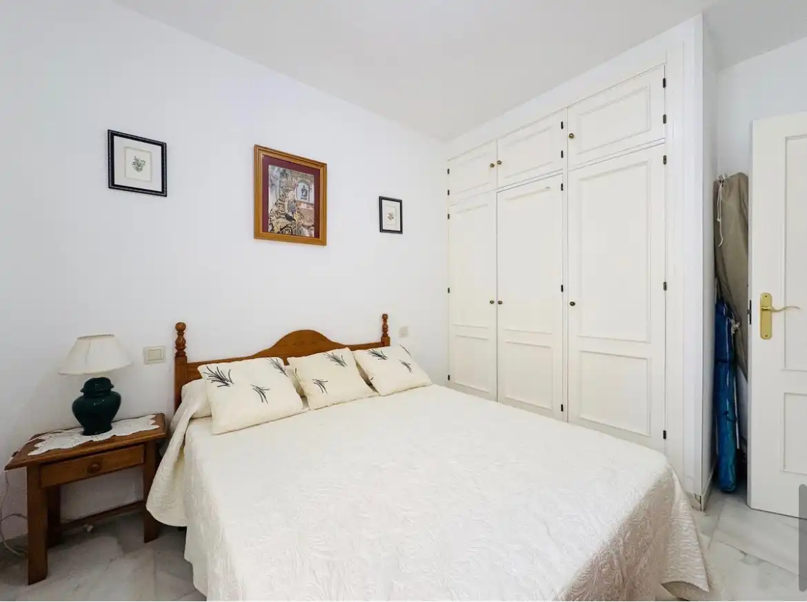 Piso con piscina en venta en San Luis de Sabinillas, imagen 10