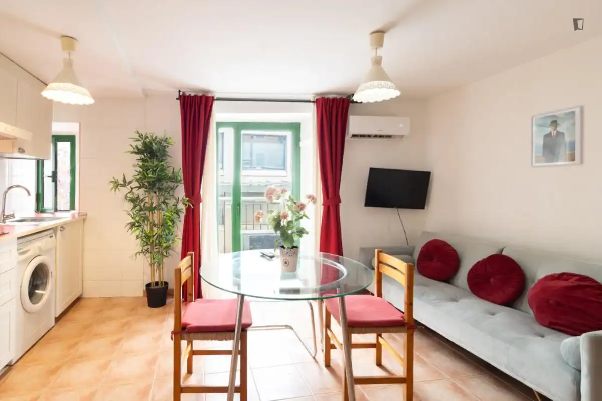Estudio de alquiler en El Raval