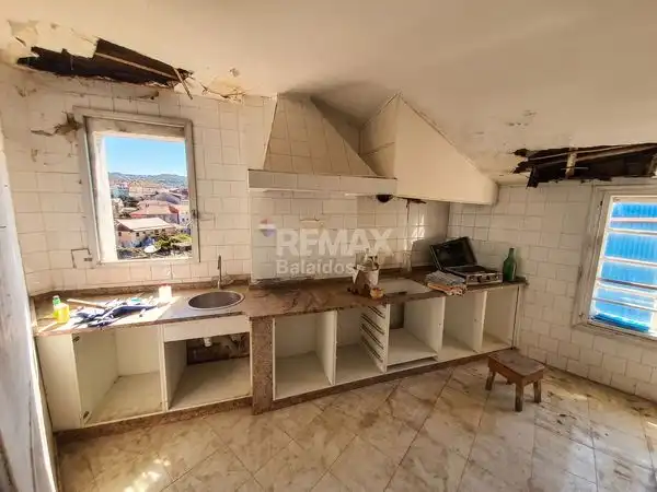 Kitchen of Flat for sale in Vigo 
