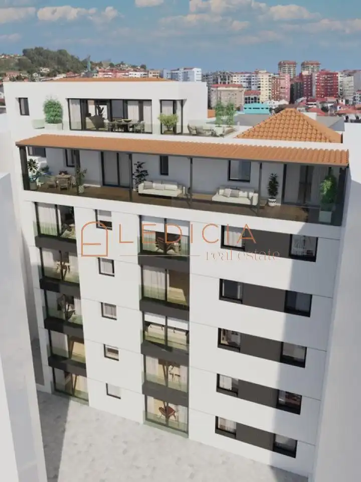Flat with lift for sale in Sanjurjo Badía, imagen 19