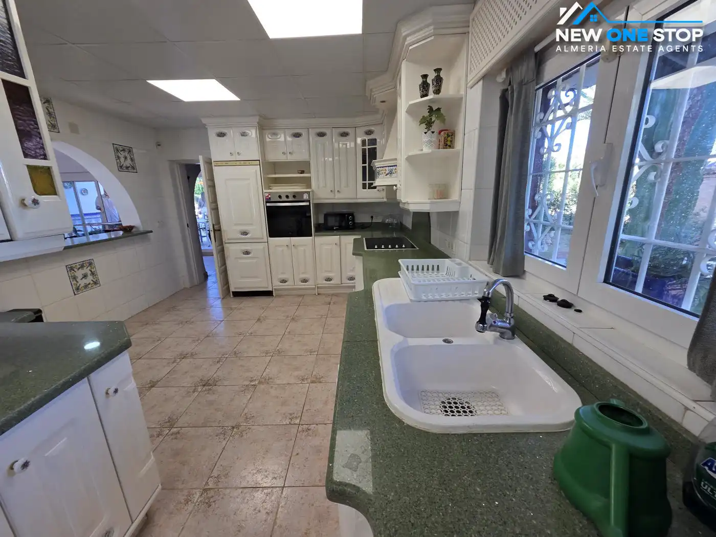 Cocina de Casa o chalet en venta en Mojácar con Aire acondicionado, Calefacción y Jardín privado