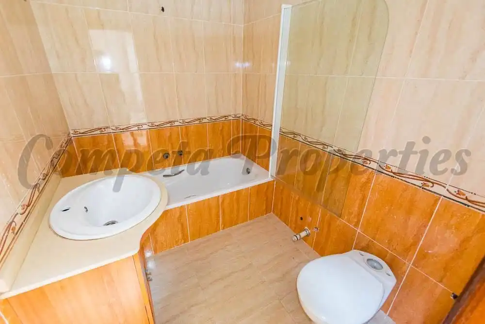 Apartamento con terraza en venta en Algarrobo pueblo, imagen 9