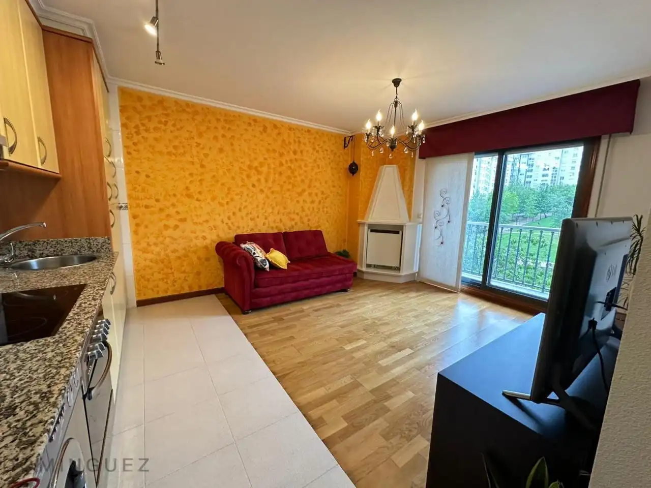 Sala de estar de Piso en venta en Vigo  con Calefacción y Balcón