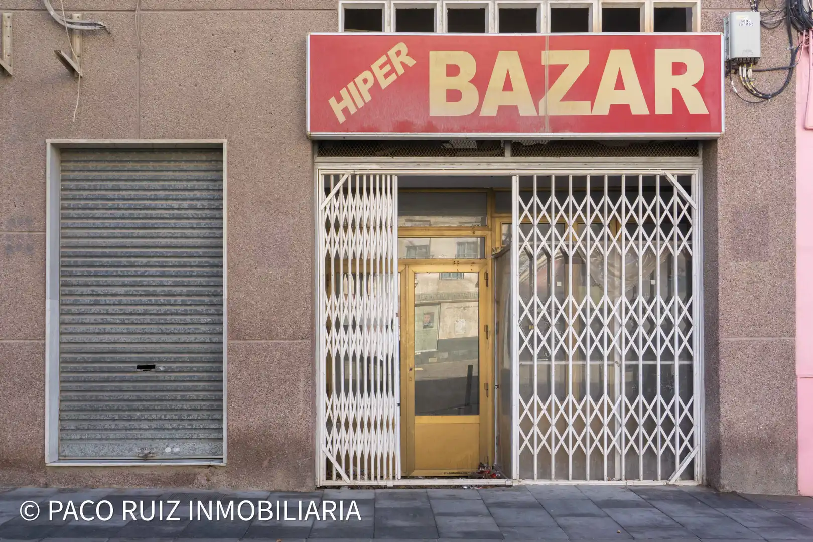 Gewerbefläche zum Verkauf in Calle Alvarez de Sotomayor 54