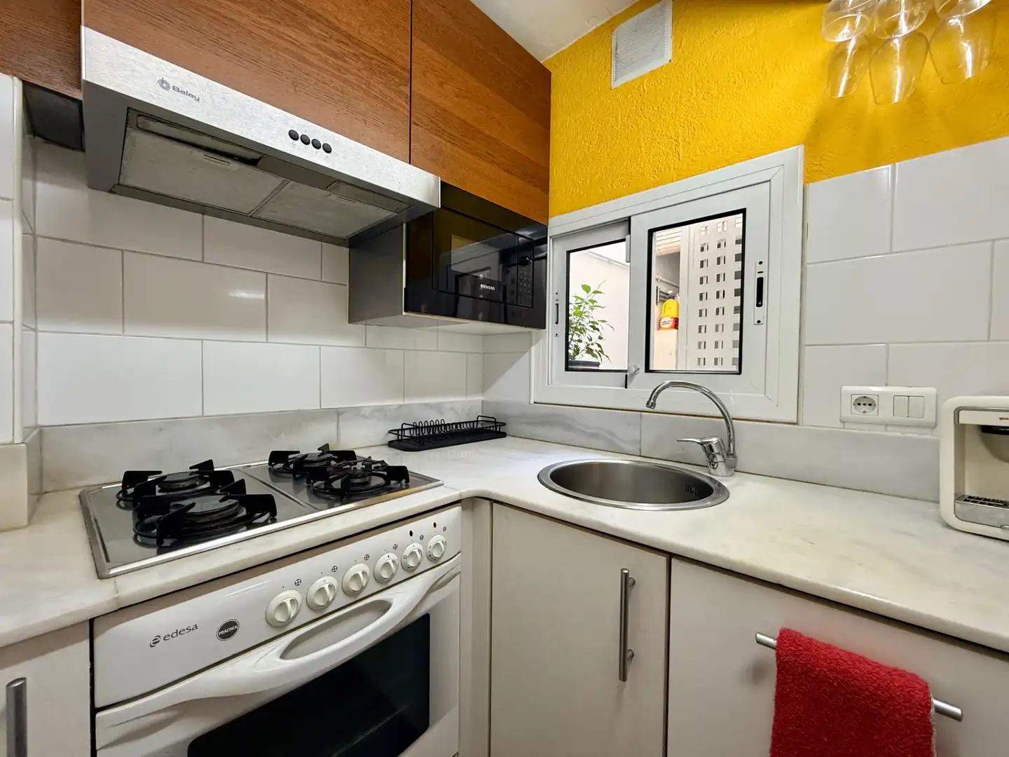 Cocina de Casa adosada en venta en Barcelona con Aire acondicionado, Calefacción y Parquet