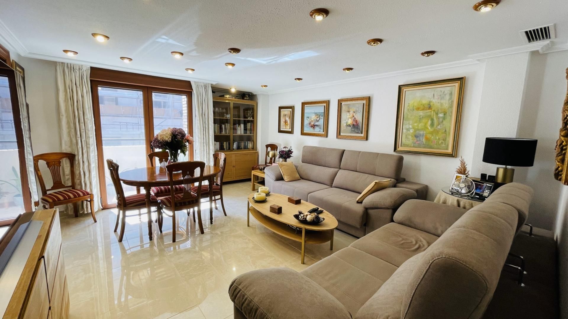 Sala de estar de Piso en venta en Alicante / Alacant con Aire acondicionado y Calefacción