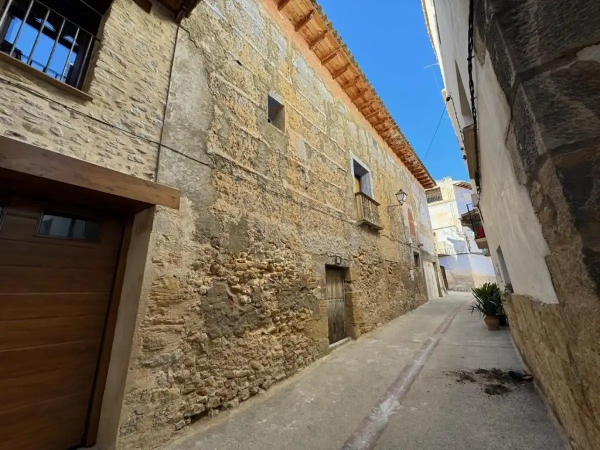 Habitatge amb terrassa en venda a Ráfales, imagen 2