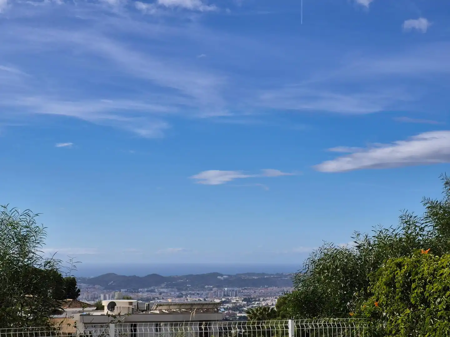Außenansicht von Wohnung zur Miete in Mijas mit Klimaanlage, Privatgarten und Terrasse