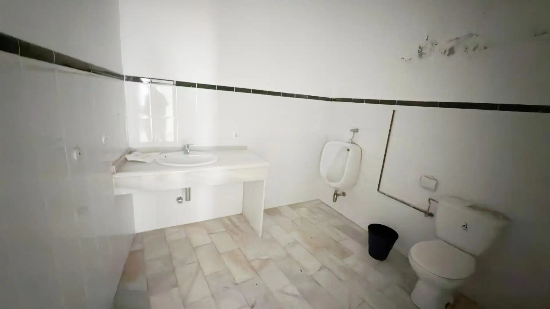 Baño de Casa o chalet en venta en Moguer con Terraza y Balcón